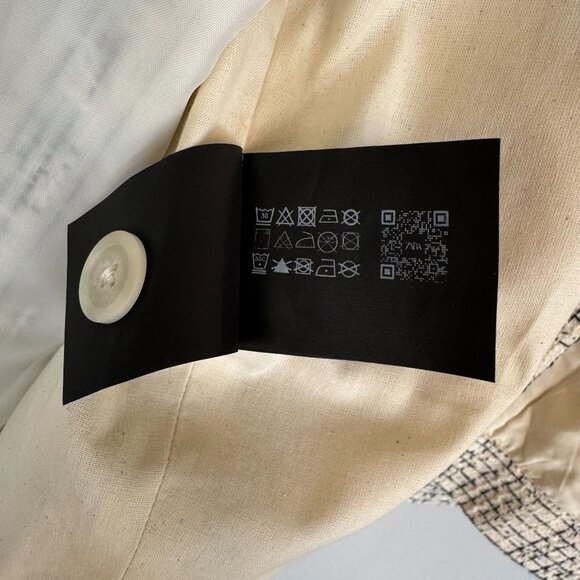 Zara Ivory Black Boucle Tweed Boxy Oversized Button Front Bomber Jacket Size M - Picture 16 of 16